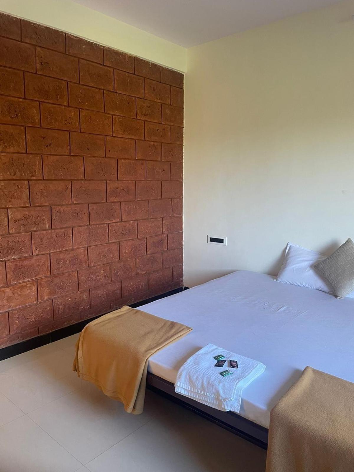 Scarlet Resort Alibag Exterior photo